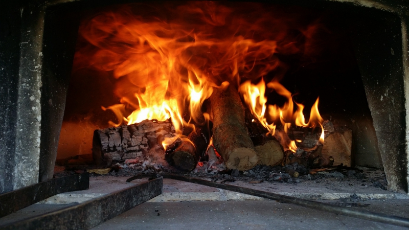 pizzeria-TOURRETTES SUR LOUP-min_wood-fired-oven-1960099